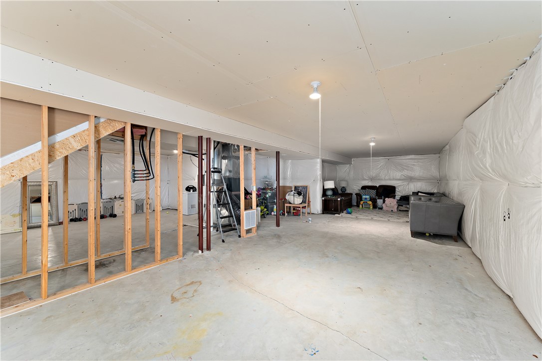 Pine Twp - Nal, Pennsylvania 15090, United States, 4 Bedrooms Bedrooms, ,3 BathroomsBathrooms,Residential,Contingent,153396