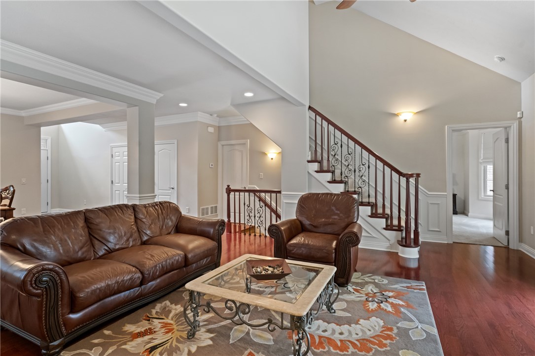 1737 Waterleaf Dr