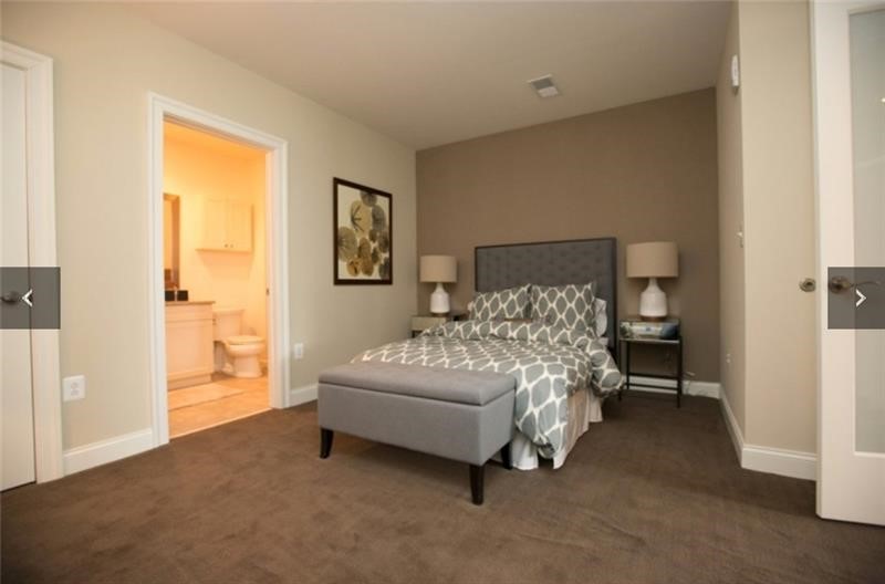 Downtown Pgh, Pennsylvania 15222, United States, 2 Bedrooms Bedrooms, ,2 BathroomsBathrooms,Residential,Active,16621