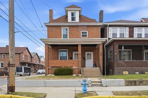 Photo of 952 Melrose Ave, Ambridge, PA 15003 (MLS # 1741629)