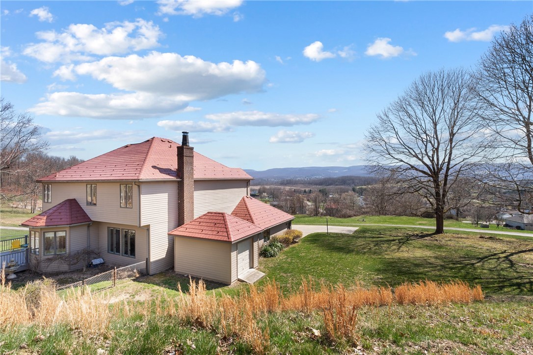 2036 Revere Dr, Connellsville, Pennsylvania image 4