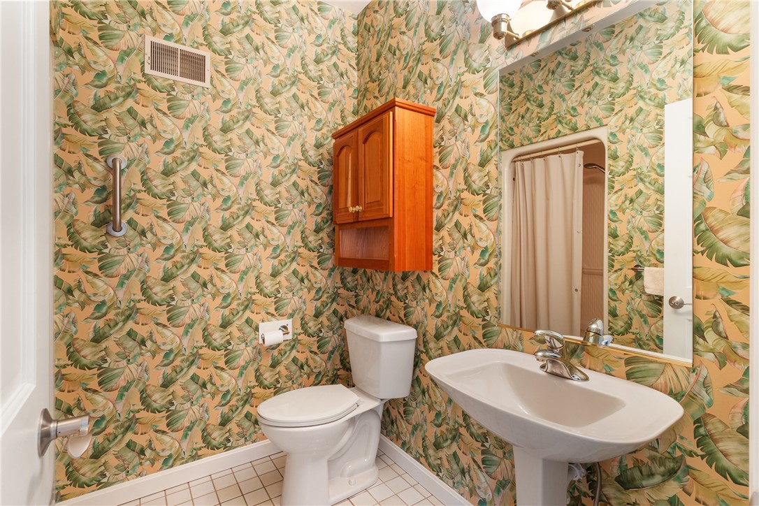 2036 Revere Dr, Connellsville, Pennsylvania image 31