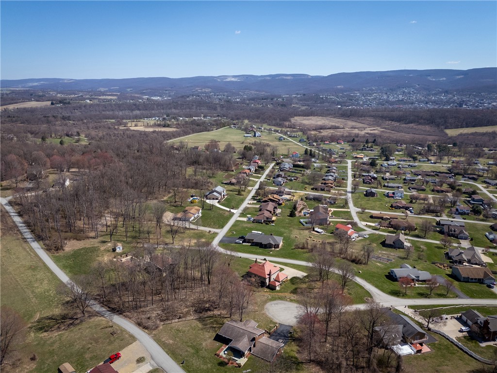 2036 Revere Dr, Connellsville, Pennsylvania image 45