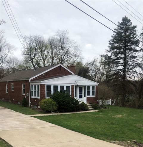 Photo of 224 Highland Ave, Monroeville, PA 15146 (MLS # 1739483)