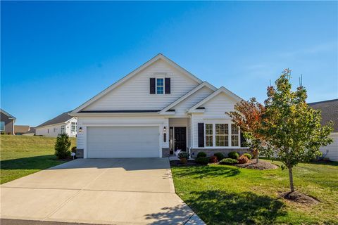 Photo of 152 Liberty Blvd, Canonsburg, PA 15317 (MLS # 1735872)