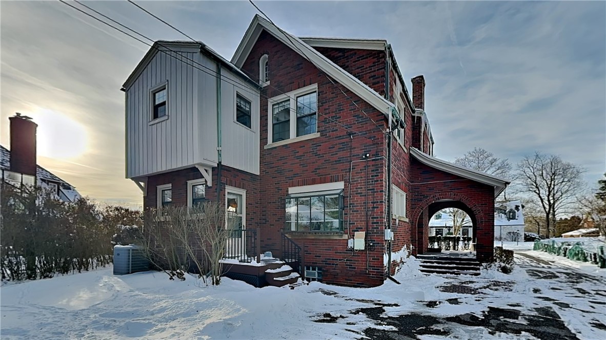 Ben Avon Heights, Pennsylvania 15202, United States, 4 Bedrooms Bedrooms, ,3 BathroomsBathrooms,Residential,Active,257511