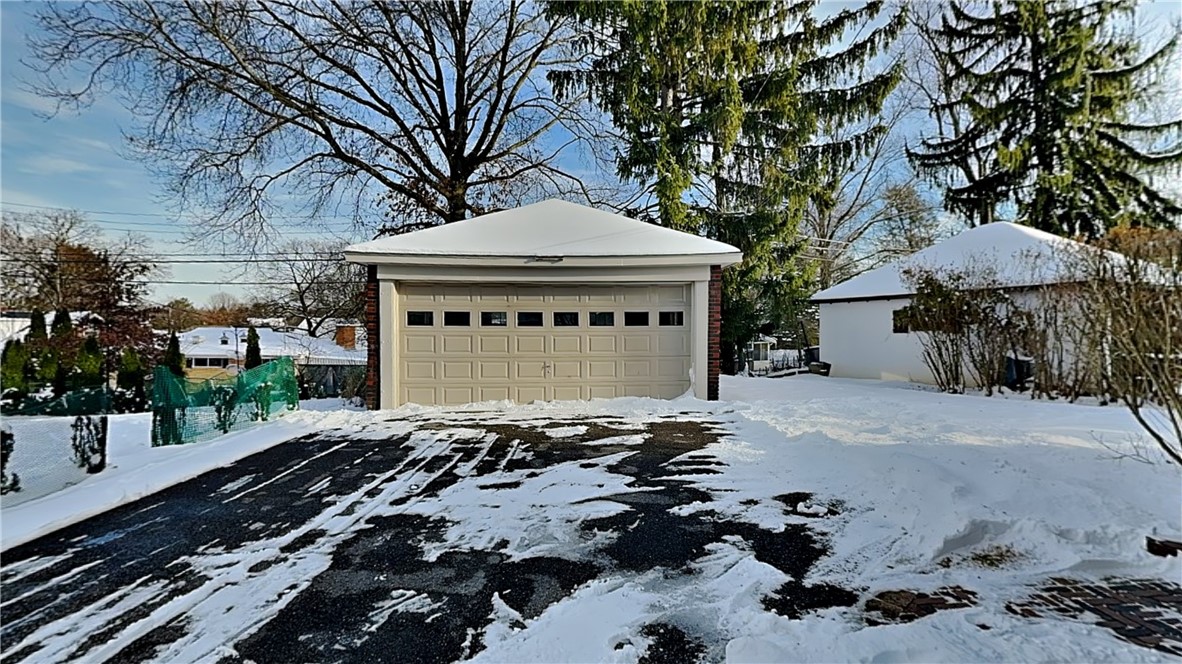 Ben Avon Heights, Pennsylvania 15202, United States, 4 Bedrooms Bedrooms, ,3 BathroomsBathrooms,Residential,Active,257511