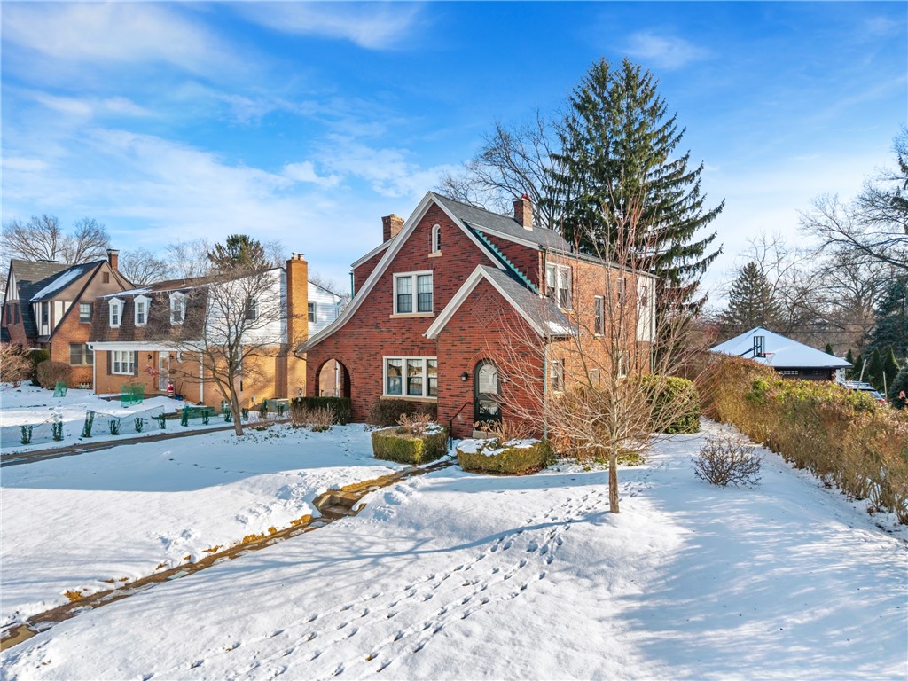 Ben Avon Heights, Pennsylvania 15202, United States, 4 Bedrooms Bedrooms, ,3 BathroomsBathrooms,Residential,Active,257511