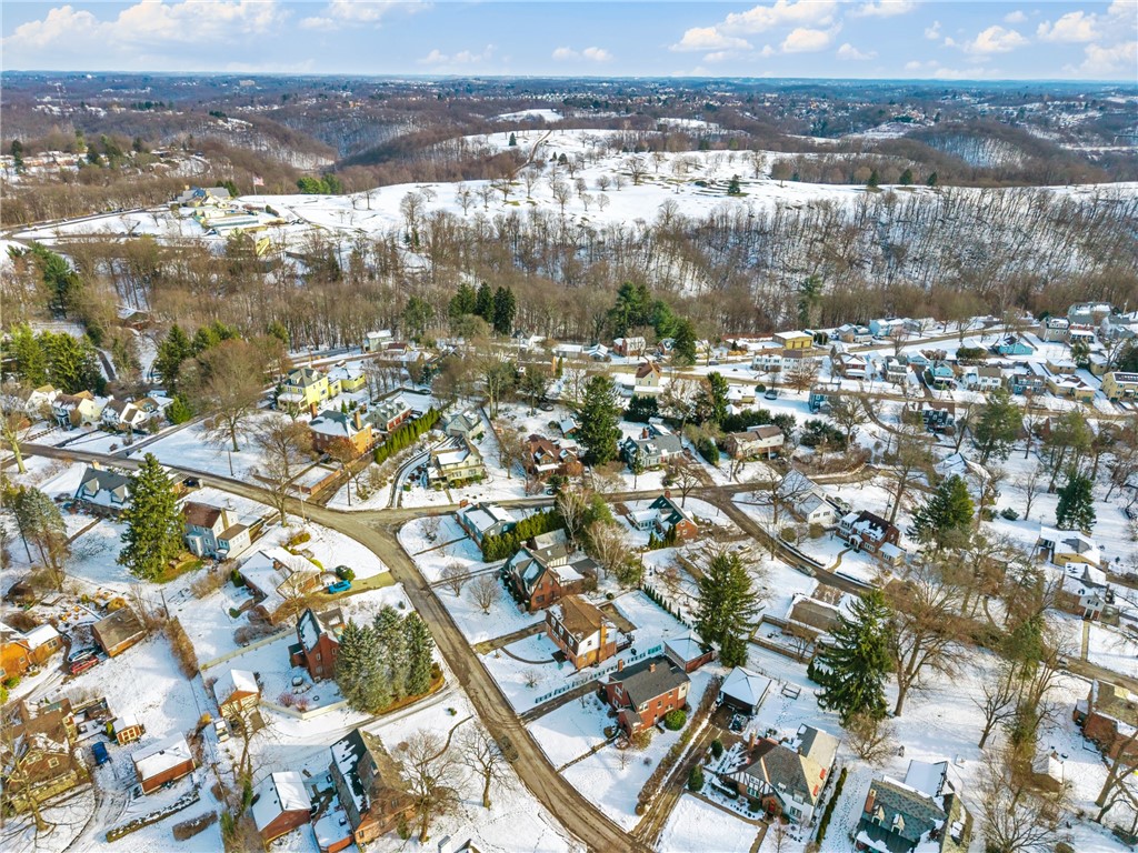 Ben Avon Heights, Pennsylvania 15202, United States, 4 Bedrooms Bedrooms, ,3 BathroomsBathrooms,Residential,Active,257511