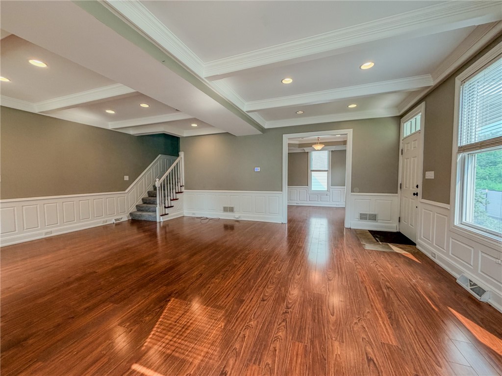 4349 Glen Eden Rd