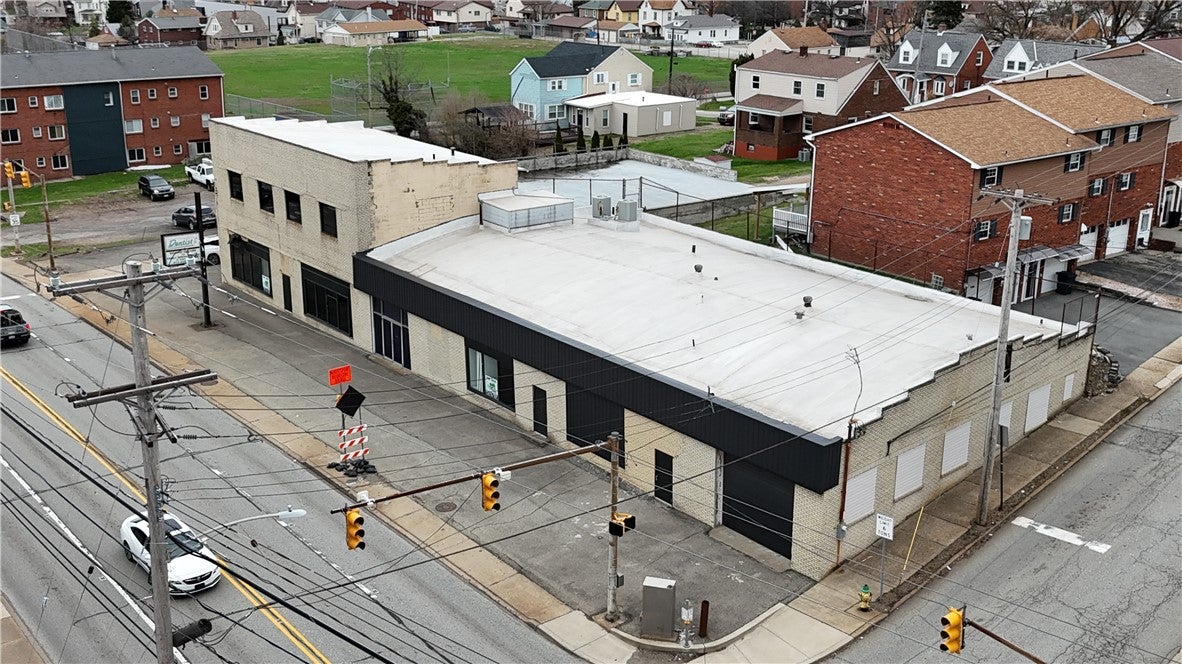 537 Lincoln Hwy