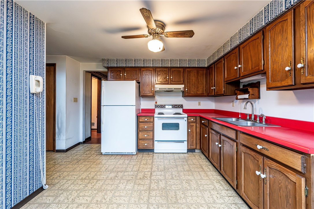 City Of Greensburg, Pennsylvania 15601, United States, 4 Bedrooms Bedrooms, ,3 BathroomsBathrooms,Residential,Active,248348