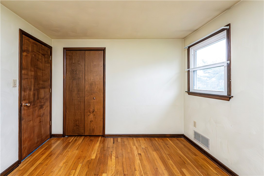 City Of Greensburg, Pennsylvania 15601, United States, 4 Bedrooms Bedrooms, ,3 BathroomsBathrooms,Residential,Active,248348