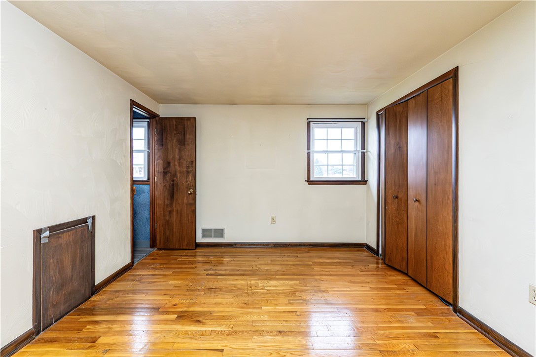 City Of Greensburg, Pennsylvania 15601, United States, 4 Bedrooms Bedrooms, ,3 BathroomsBathrooms,Residential,Active,248348