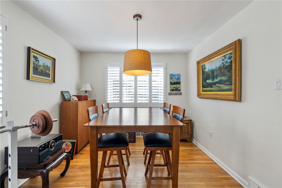 Bellevue, Pennsylvania 15202, United States, 2 Bedrooms Bedrooms, ,2 BathroomsBathrooms,Residential,Active,187284