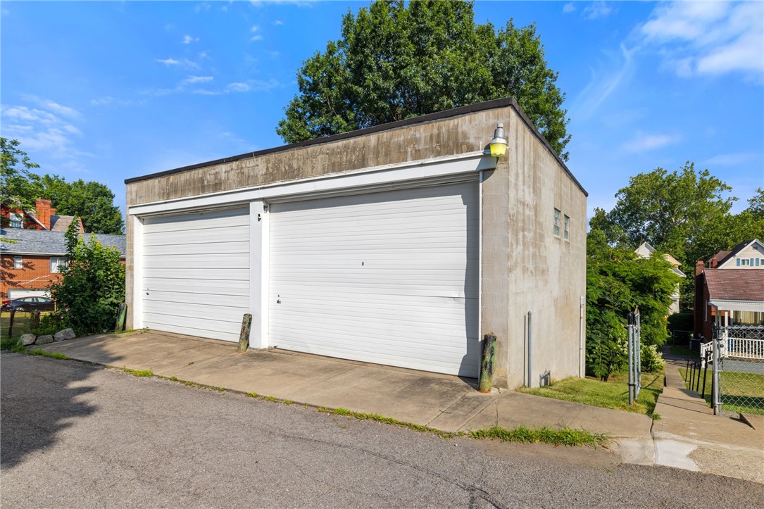 Bellevue, Pennsylvania 15202, United States, 2 Bedrooms Bedrooms, ,2 BathroomsBathrooms,Residential,Active,187284