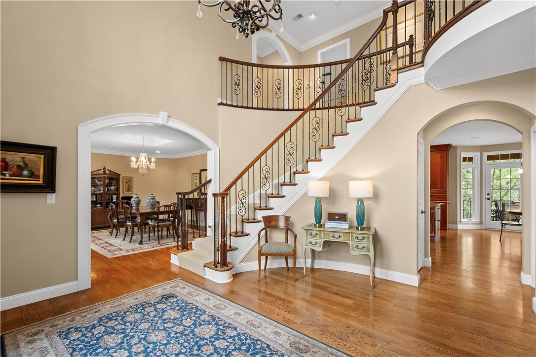 1864 Winchester Dr