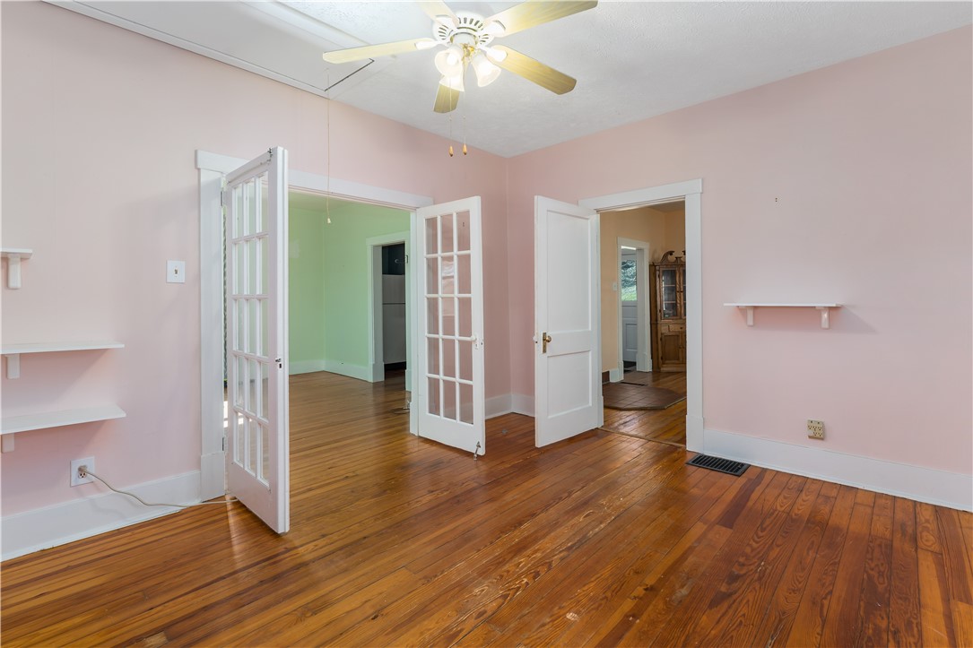 1214 Toman Ave Ave, Clairton, Pennsylvania image 9