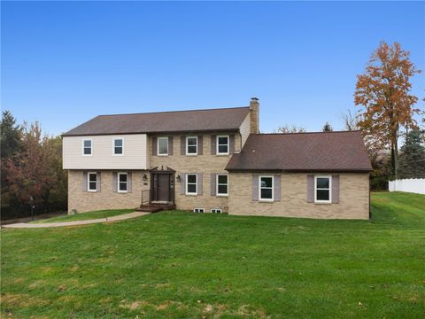 Photo of 214 Ridgeview Dr, Wexford, PA 15090 (MLS # 1729059)