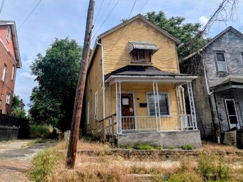 Photo of 1809 Cornell St, Mckeesport, PA 15132 (MLS # 1760082)
