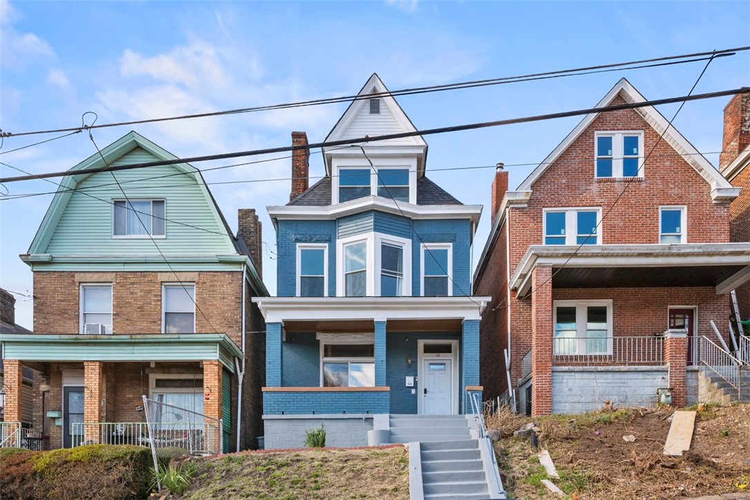 223 Winston St St, Hazelwood, Pennsylvania image 1