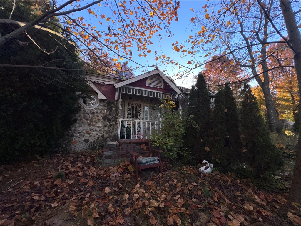 3203 Clay Pike St Pike, Hyde Park, Pennsylvania image 1