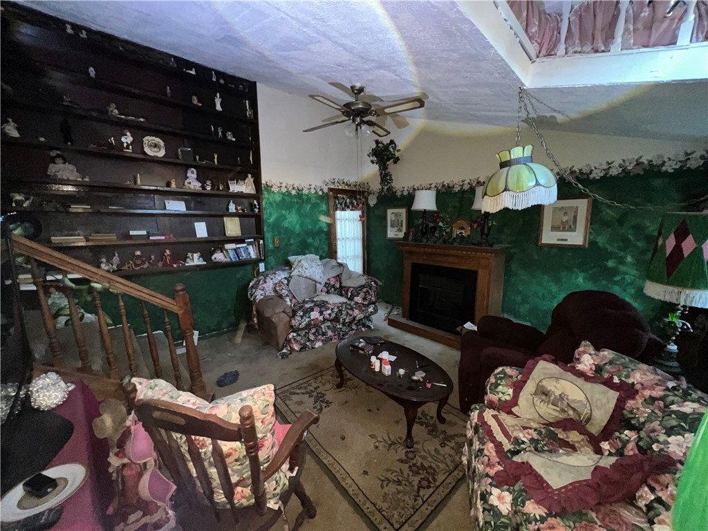3203 Clay Pike St Pike, Hyde Park, Pennsylvania image 7