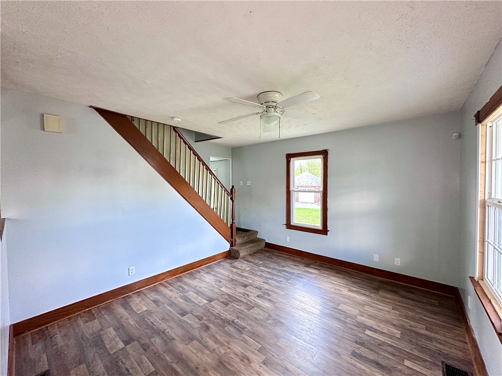 118 Wengler Ave, Sharon, Pennsylvania image 3