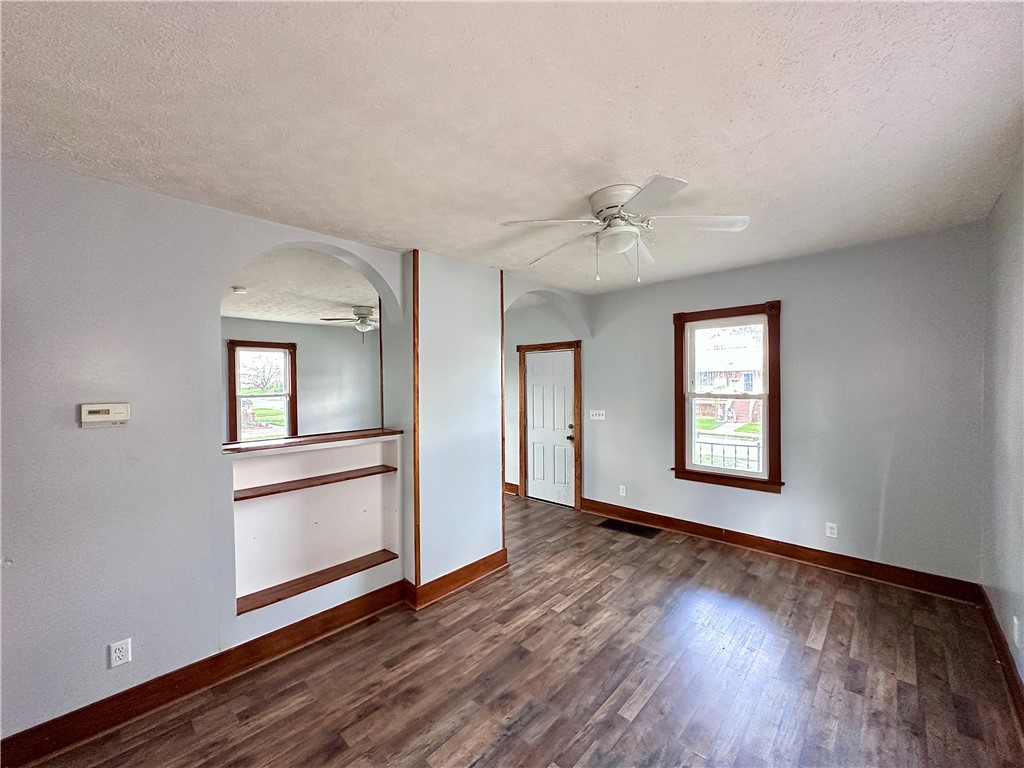 118 Wengler Ave, Sharon, Pennsylvania image 5