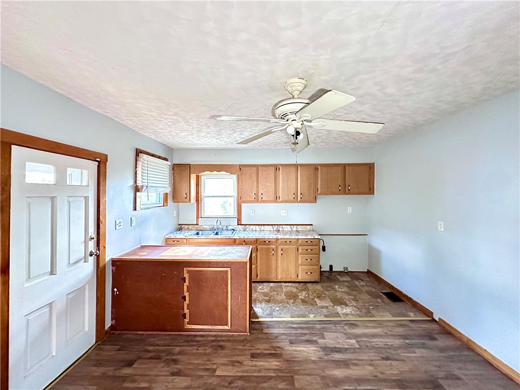 118 Wengler Ave, Sharon, Pennsylvania image 8