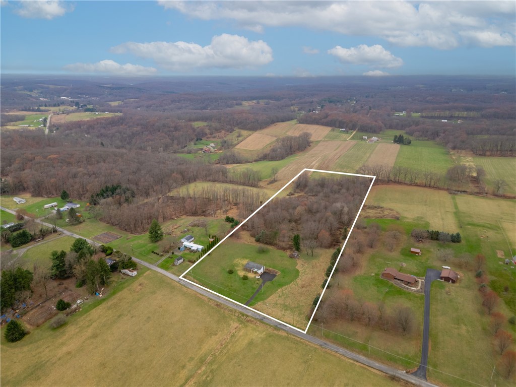 Clay Twp, Pennsylvania 16001, United States, 3 Bedrooms Bedrooms, ,2 BathroomsBathrooms,Residential,Pending,100980