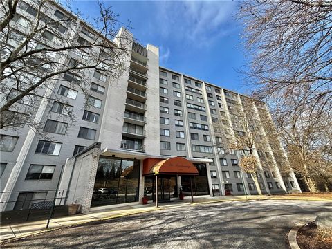 Photo of 1160 Bower Hill Rd #302c, Mt. Lebanon, PA 15243 (MLS # 1736750)