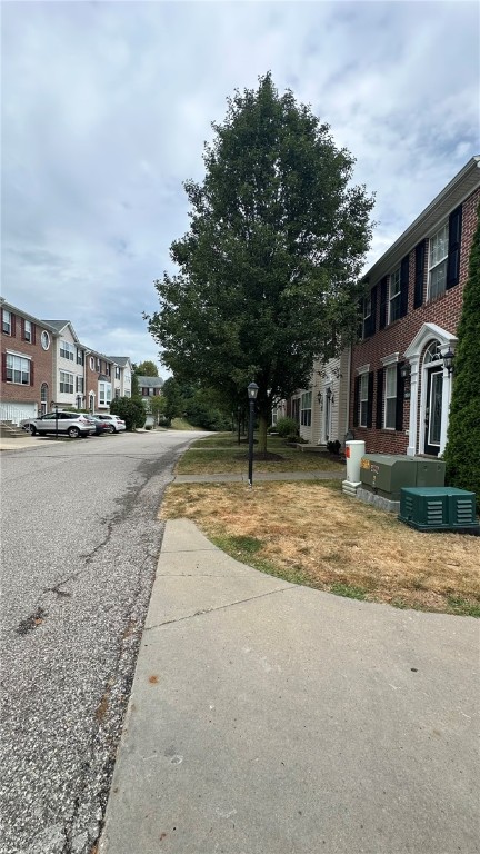 McCandless, Pennsylvania 15090, United States, 3 Bedrooms Bedrooms, ,3 BathroomsBathrooms,Residential,Active,192935