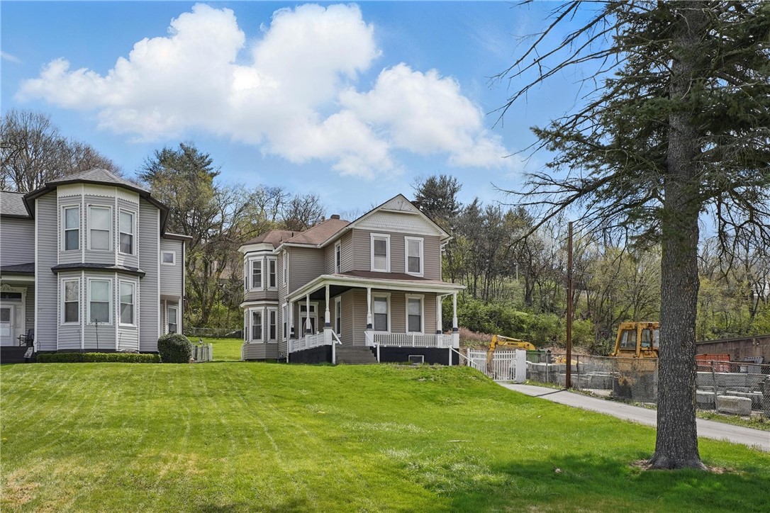 66 Thomas St St, Crafton, Pennsylvania image 2