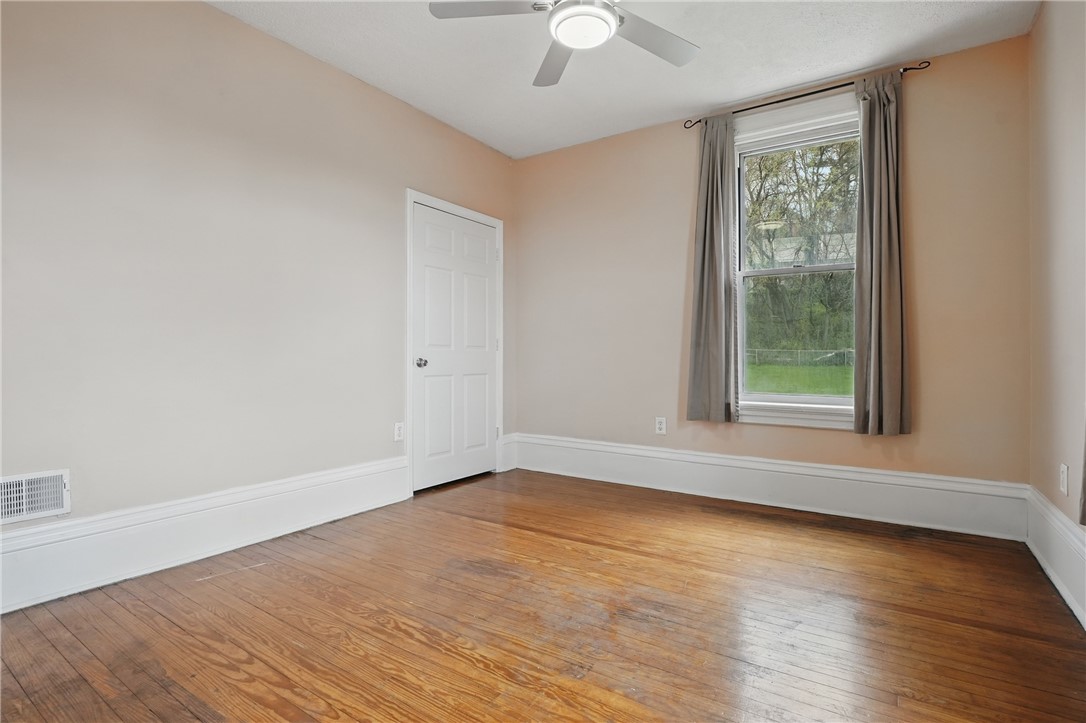 66 Thomas St St, Crafton, Pennsylvania image 25