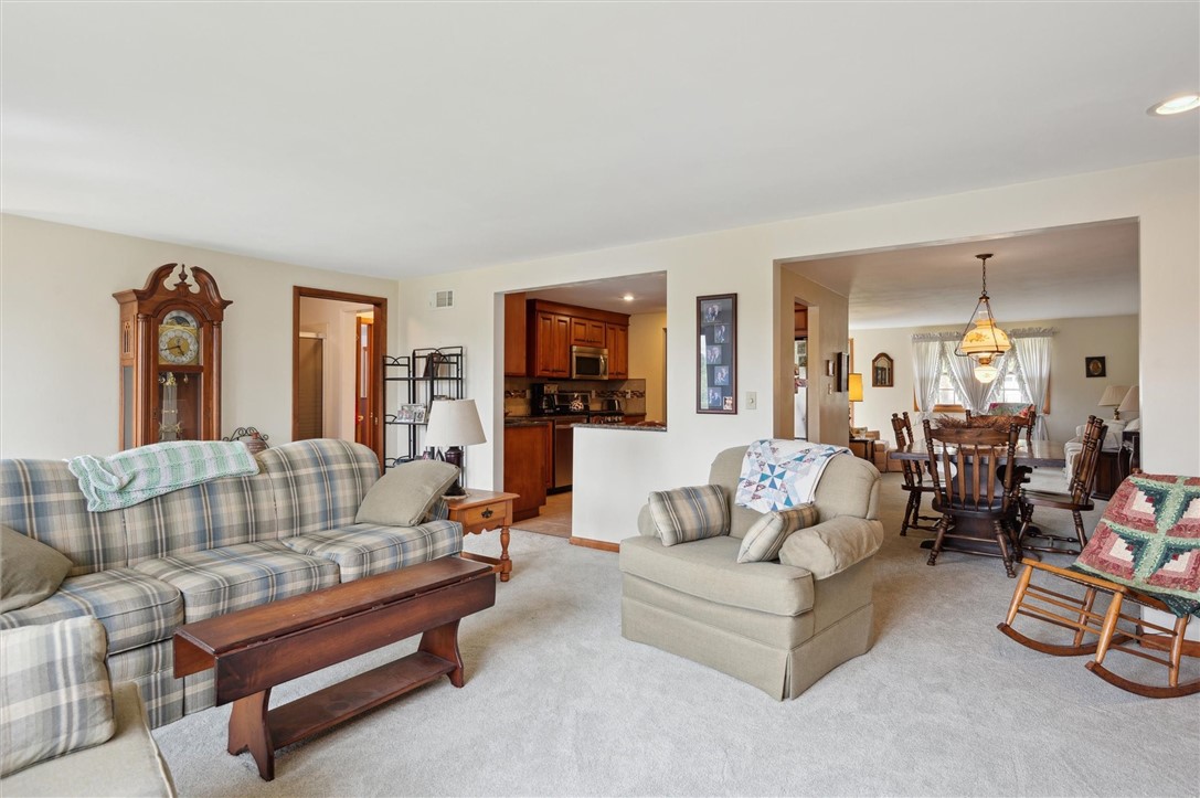 53 Maplewood Ct Ct, Delmont, Pennsylvania image 11