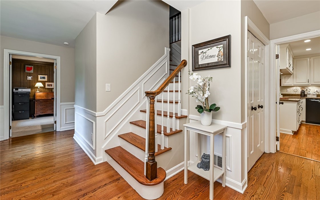 2195 Ben Franklin Drive