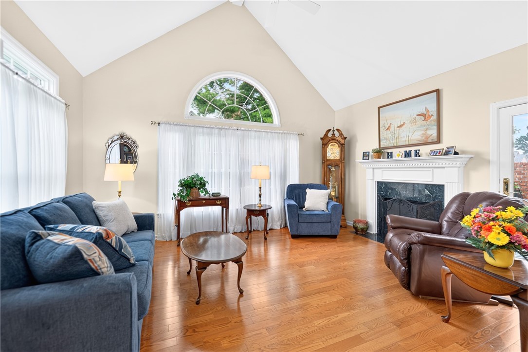 1803 Appleridge Ct