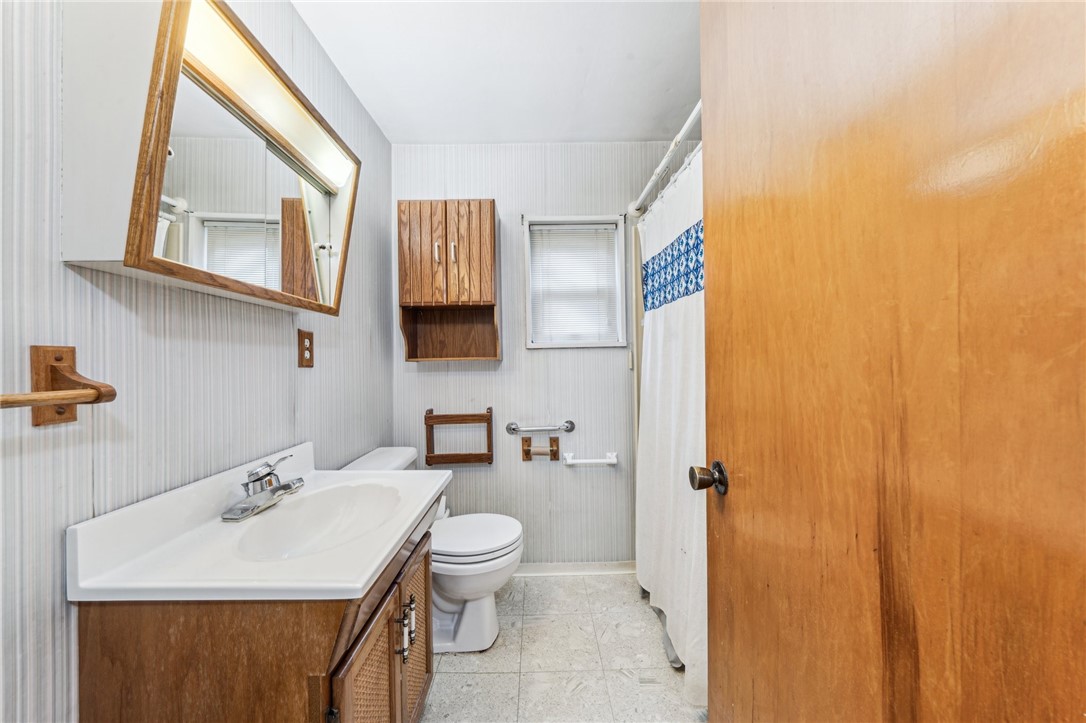 414 Mary St St, Jeannette, Pennsylvania image 9