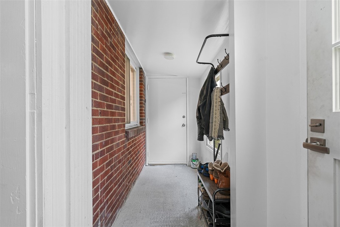 108 Lavern St
