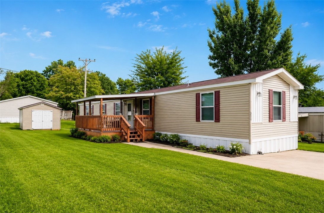 211 N Boyd Dr