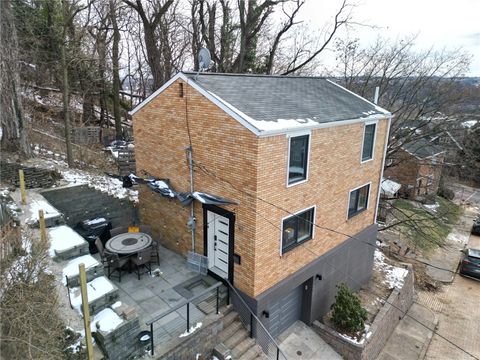 Photo of 7608 Cheyenne St, Pittsburgh, PA 15218 (MLS # 1733460)