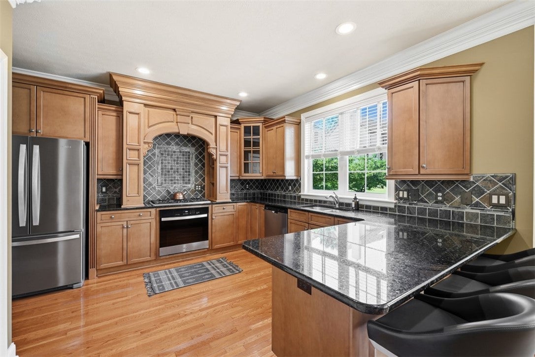 202 W Vanderbilt Drive