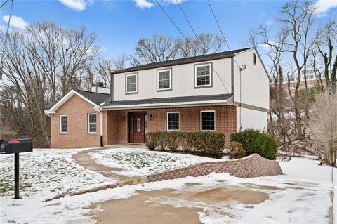 Photo of 200 Pinchtown Rd, Pittsburgh, PA 15236 (MLS # 1738209)