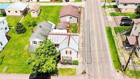 Single Family Residence in Meyersdale Boro PA 237 Lincoln Avenue Ave 40.jpg