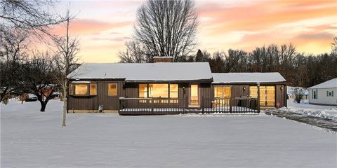 Photo of 149 Main Ave, New Brighton, PA 15066 (MLS # 1733807)