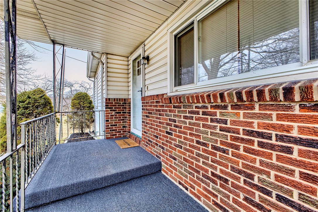 637 Armbrust Hecla Road