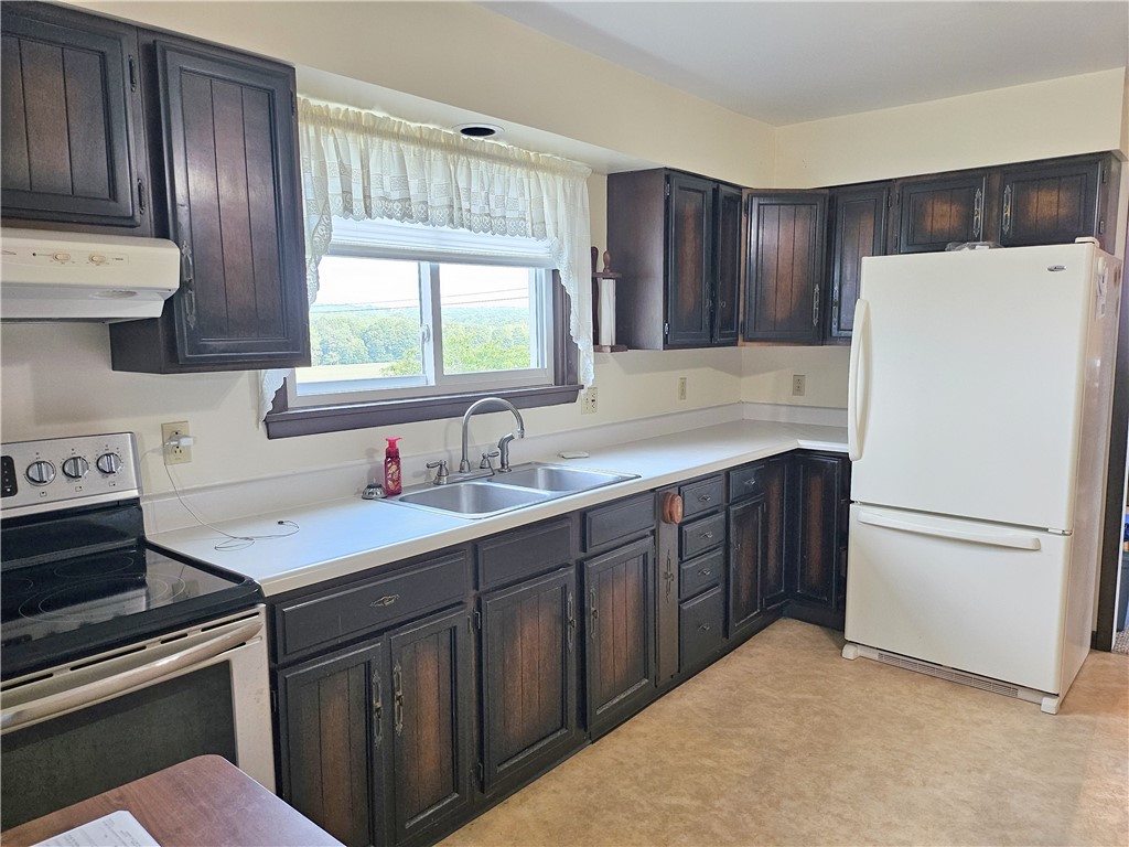 Slippery Rock Twp - But, Pennsylvania 16057, United States, 4 Bedrooms Bedrooms, ,1 BathroomBathrooms,Residential,Contingent,150505