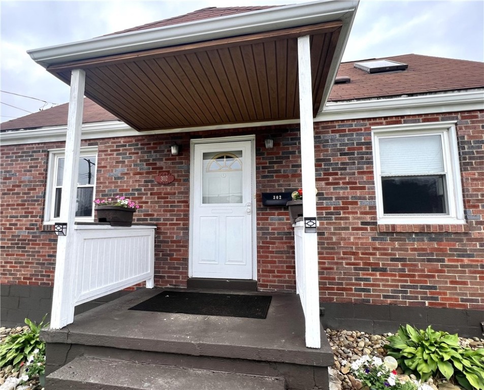 302 Owens Ave