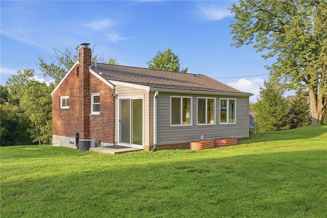 407 McDowell Lane